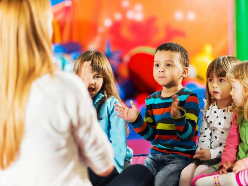 Kinder singen
